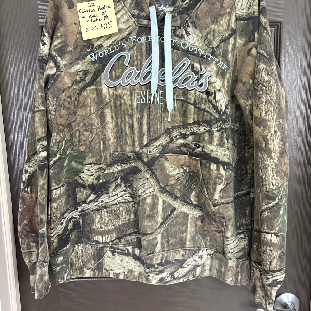 Cabela's Kids Realtree Camo Pullover Hoodie in Brown and Green